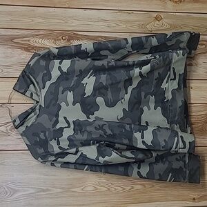 🔵 STARTER Boys Camo Hoodie (size 2XL/18)